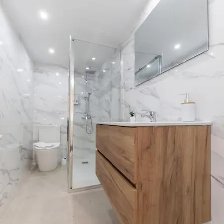 Modern In With Views * Oviédo