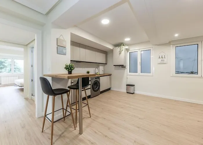 Apartamento Modern In With Views Oviedo